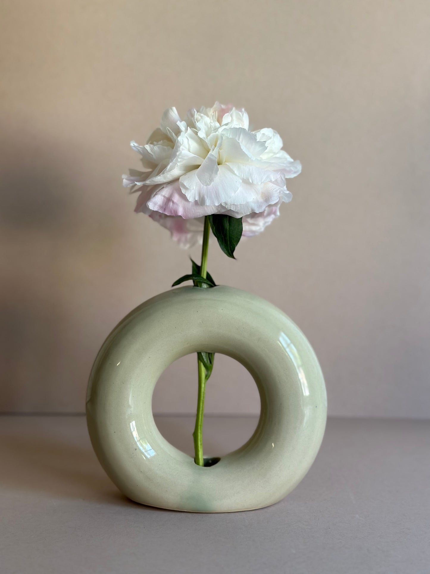 Classic Donut Vase